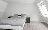 Ruime kamer te huur in modern huis